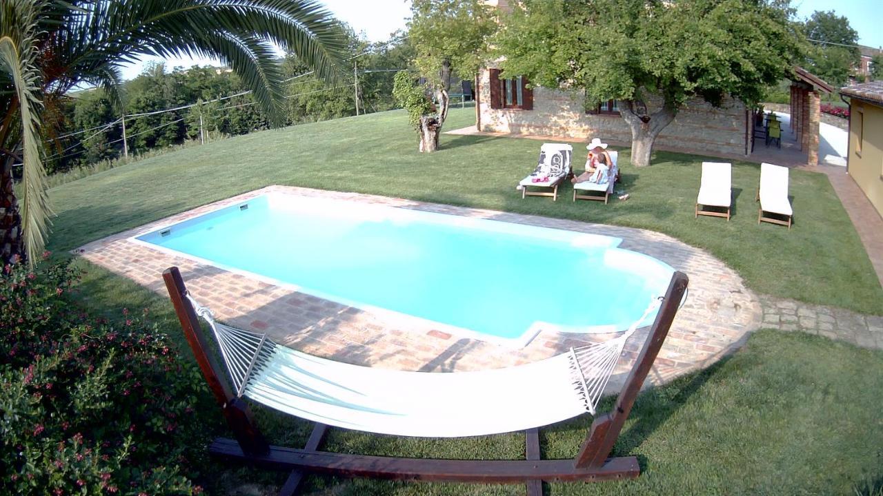 Agriturismo La Vecchia Fonte 카스텔벨리노 외부 사진