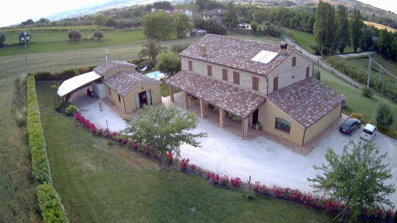 Agriturismo La Vecchia Fonte 카스텔벨리노 외부 사진