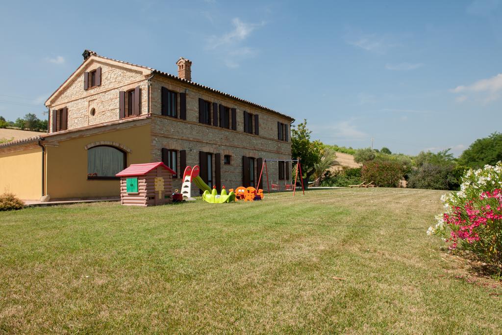 Agriturismo La Vecchia Fonte 카스텔벨리노 외부 사진