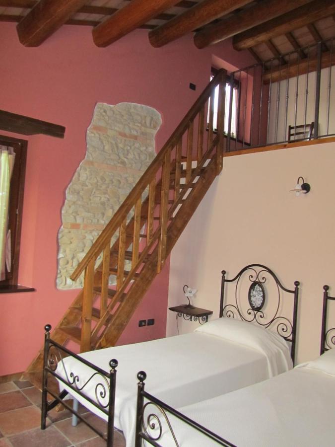 Agriturismo La Vecchia Fonte 카스텔벨리노 객실 사진